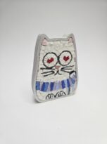 Gatto con occhi cuore in mosaico