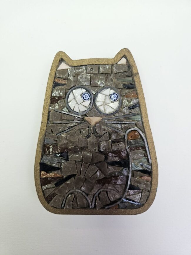 Gatto tigrato in mosaico