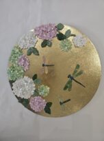 Libellule in mosaico con ortensie