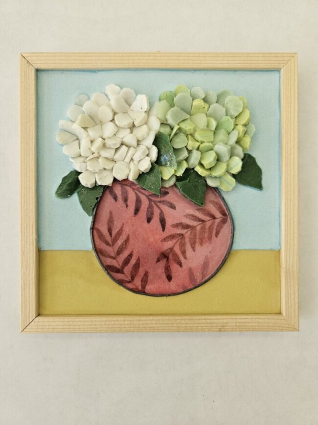 vaso rosa con ortesie